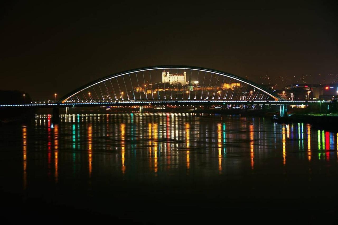 Bratislava City Hideout Exteriör bild